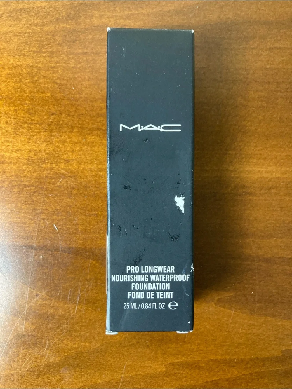MAC Pro Longwear Nourishing Waterproof Foundation NC12